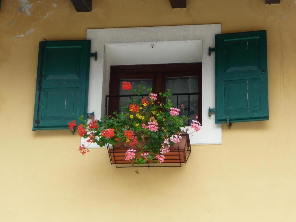 Hotel Locanda San Gallo Moggio Udinese Exterior foto